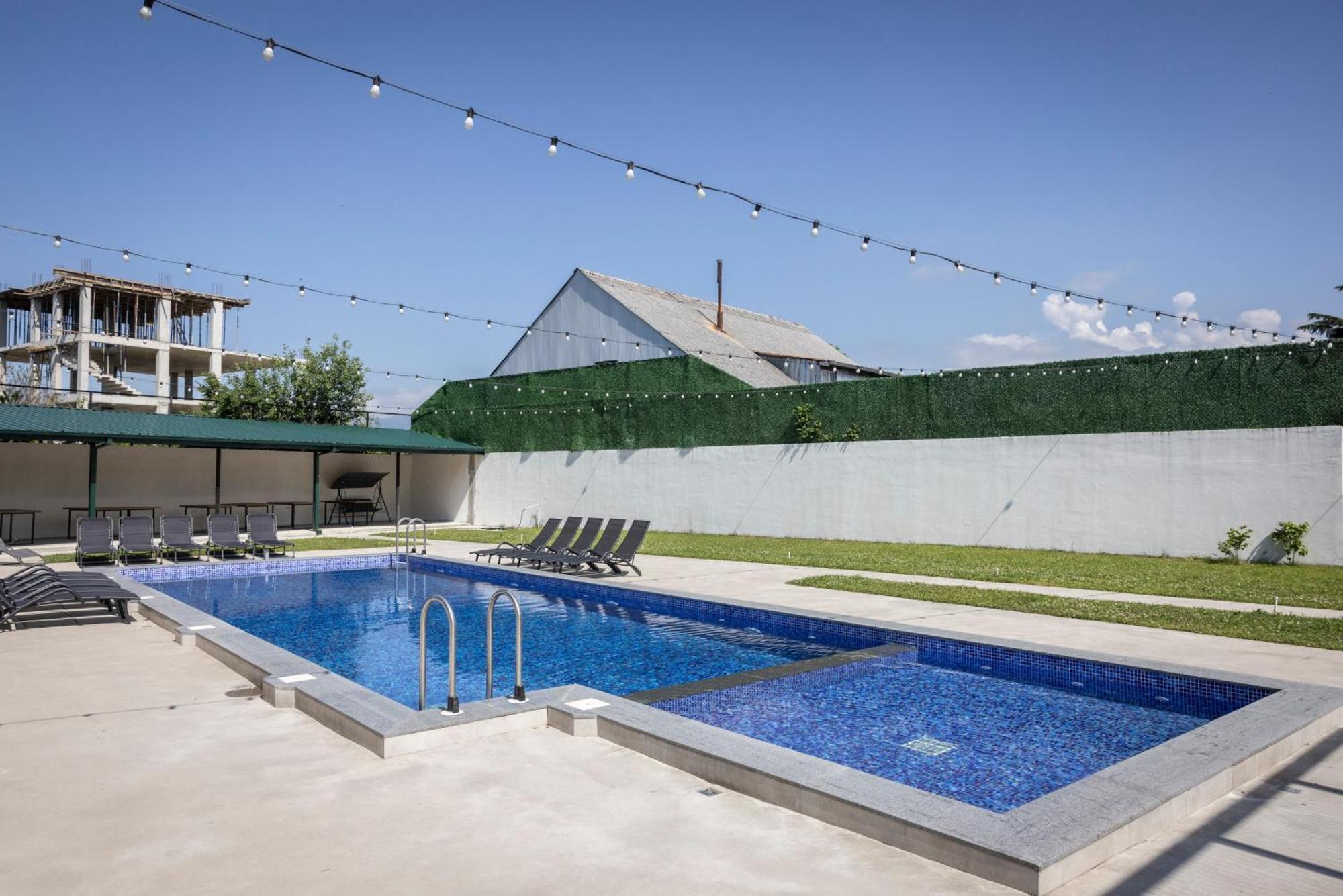 Gardenville Batumi Zewnętrze zdjęcie